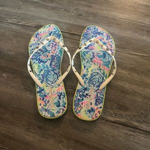 Lilly Pulitzer flip flops size 9/10